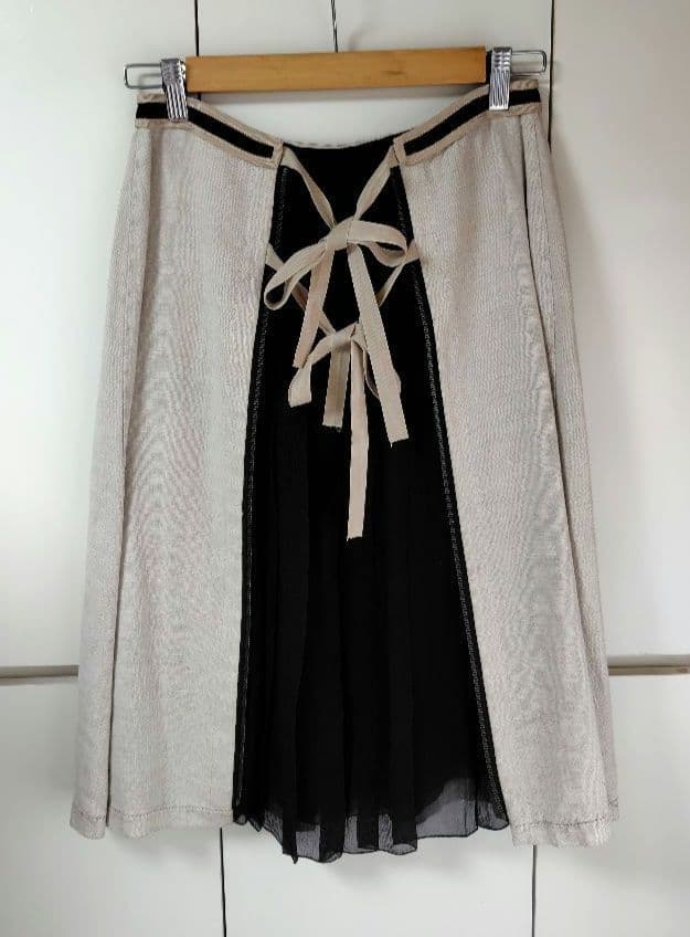 PRADA(プラダ)☆40 L位☆ベージュ☆リネン スカート