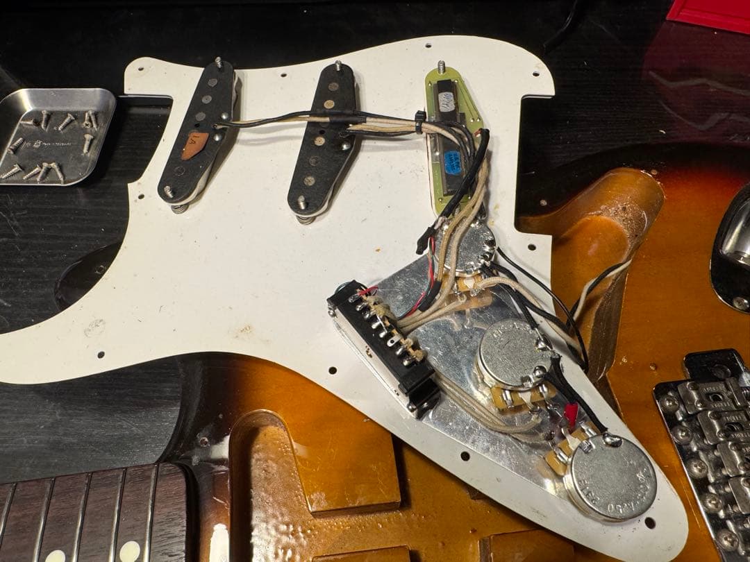 Fender Japan ST62 改造品 ジャパンビンテージ 富士弦製 - メルカリ