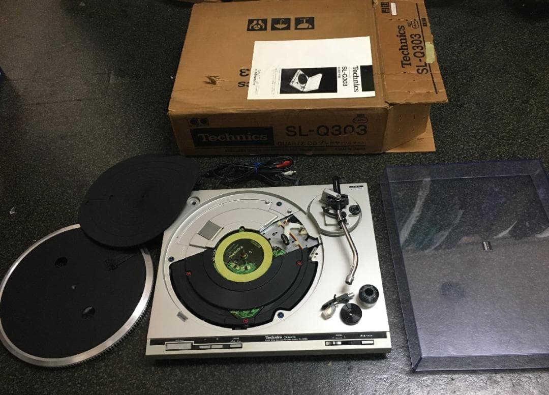 テクニクス 新同 長期保管品 QUARTZ SL-Q303 レコードプレイヤー s-l400.jpg