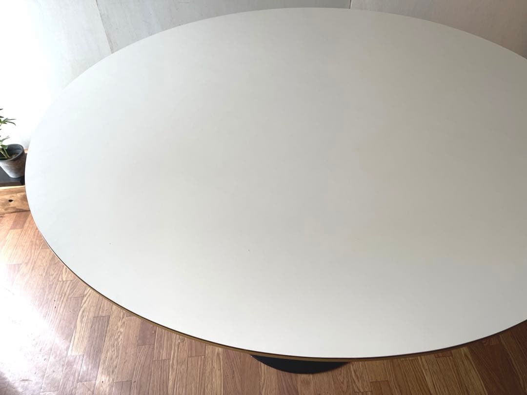 ダイニングテーブル Cyclone table