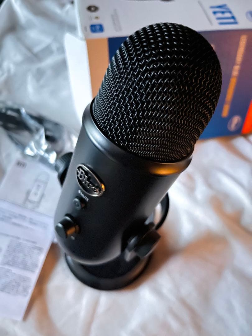 Blue YETI USBコンデンサーマイク