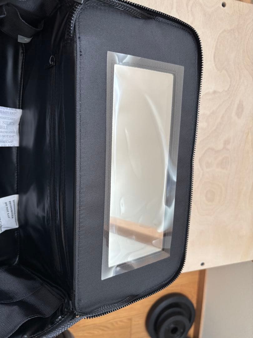 海外限定‼︎大容量　コスメポーチ　carry all MAC