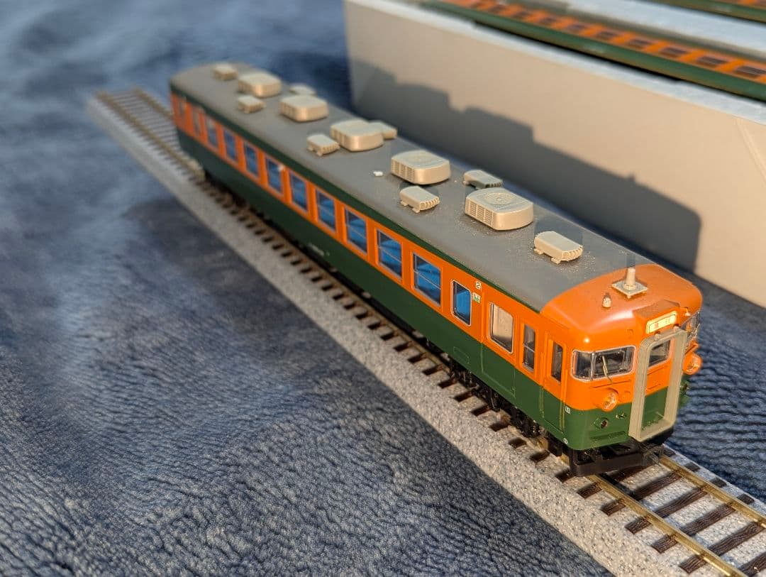 KATO165系 急行形電車 3両セット【3-505】HOゲージM付