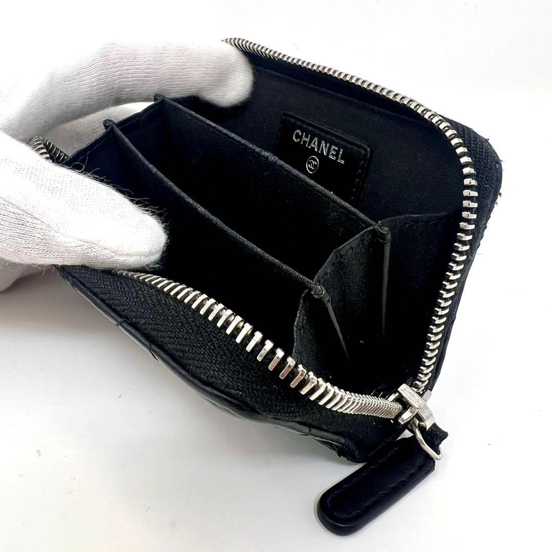 CHANEL シャネル ラムスキン Vステッチ刺繍 ラウンドジップ ケース