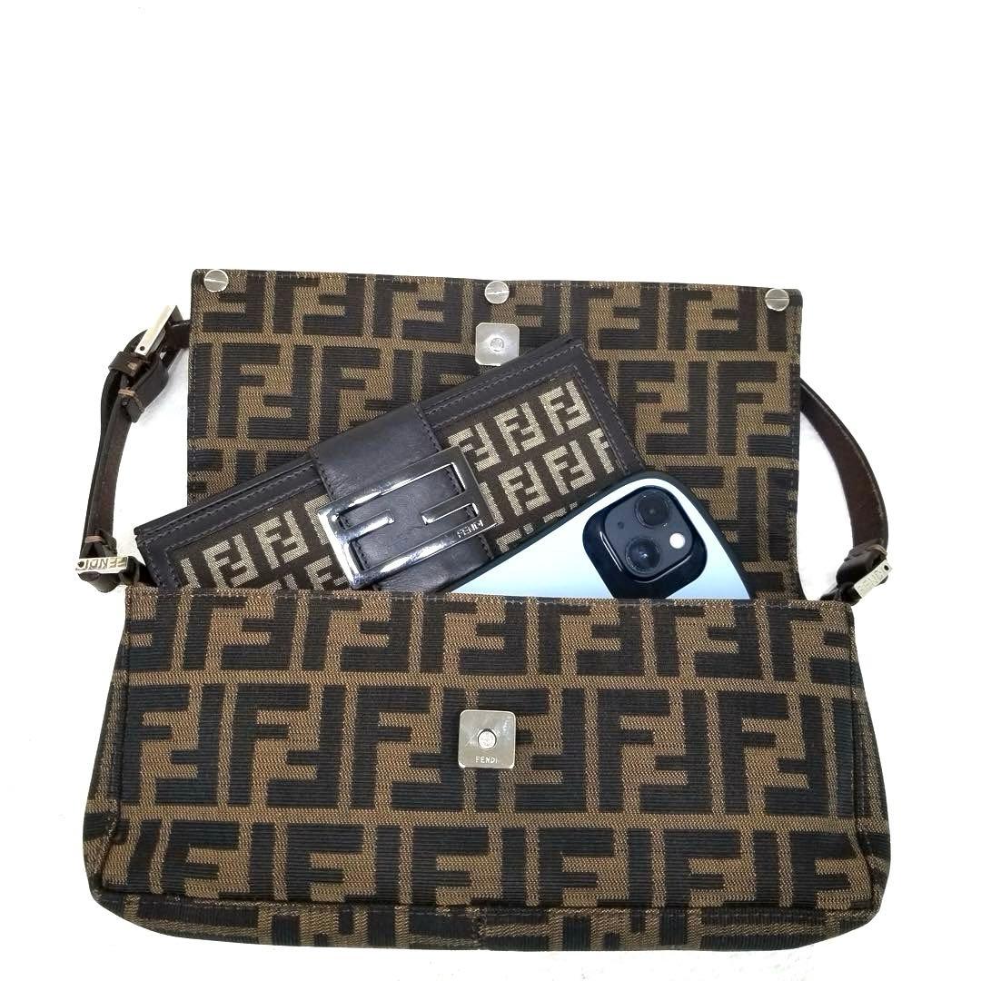 Fendi バケット ズッカ柄　ワンショルダーバッグ