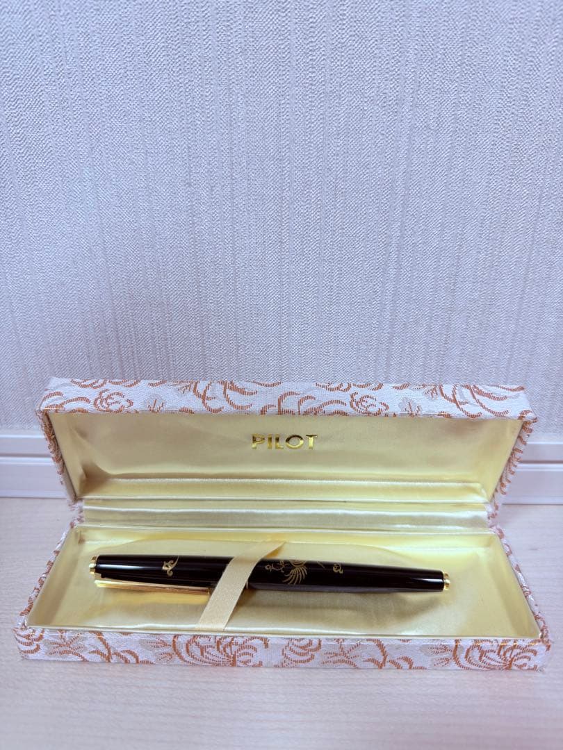 PILOT パイロット 平蒔絵 鳳凰 14K 585 万年筆 楽天市場】パイロットPilot 万年筆平蒔絵 全8柄 鳳凰/鶴/龍/松葉/竹/梅