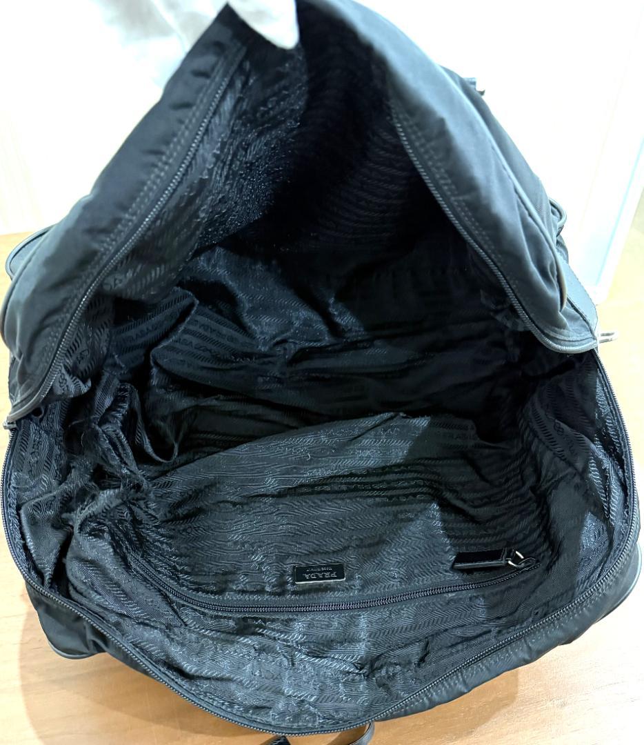 PRADA　プラダ　ビジネスバッグ　ボストン　ブラック　三角プレート