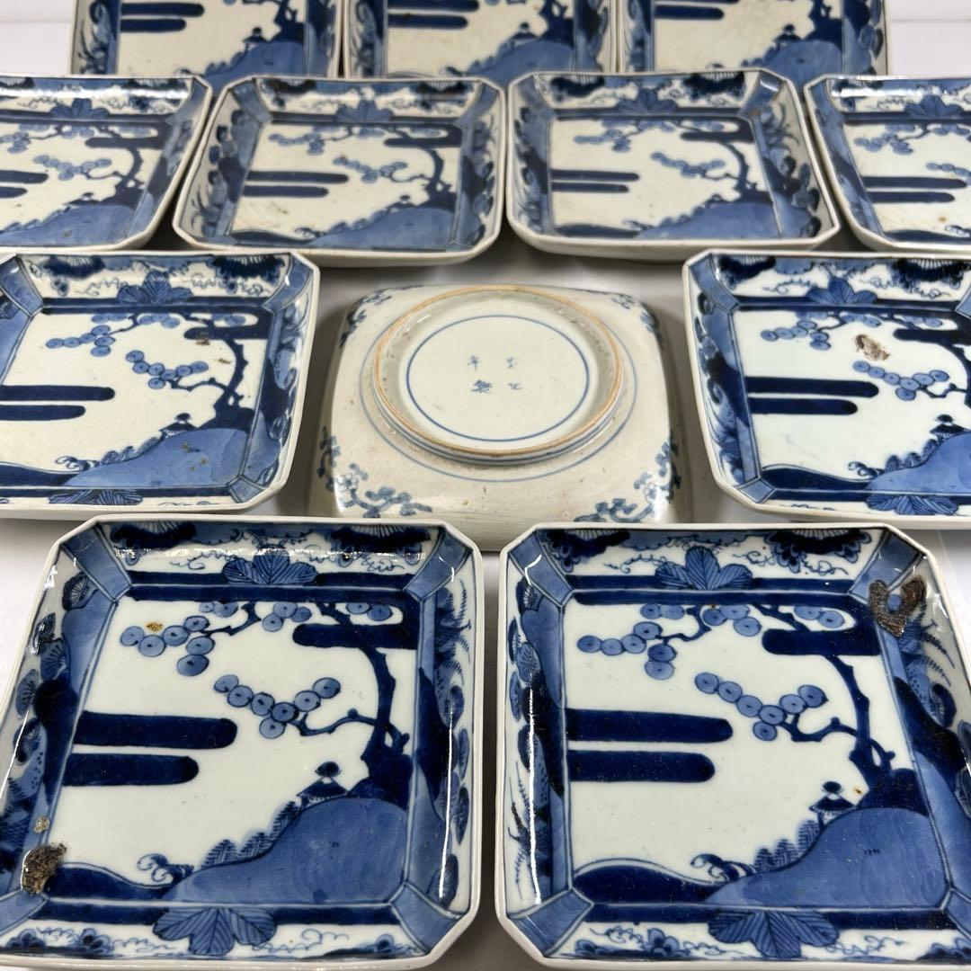 江戸後期　古伊万里　染付角皿12枚　幅約14~14.5㎝　東Y7-0717① 伊万里 染付 山水文 大角皿（江戸幕末期）｜30cm×30cm 高さ5cm | 古