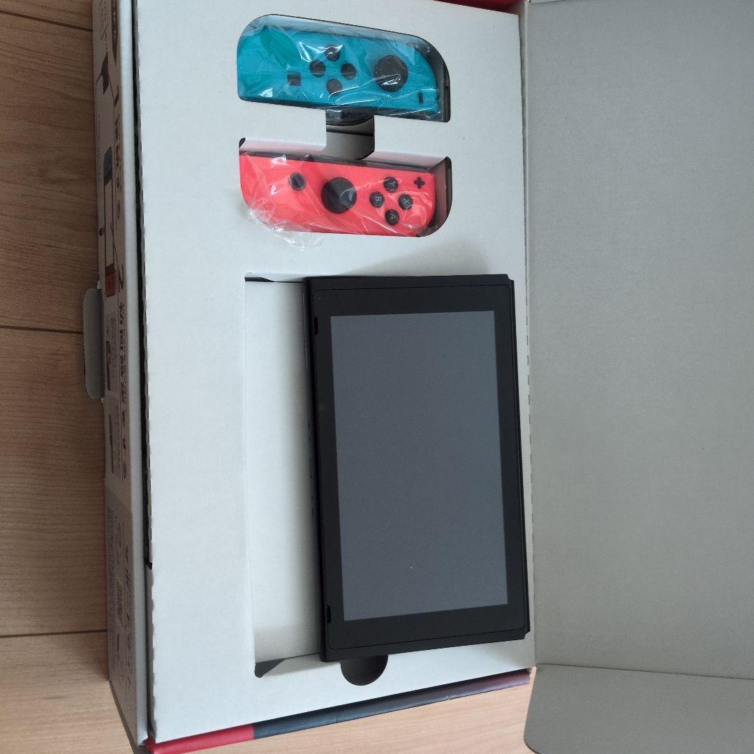 Nintendo Switch 本体 ネオンブルー/ネオンレッド