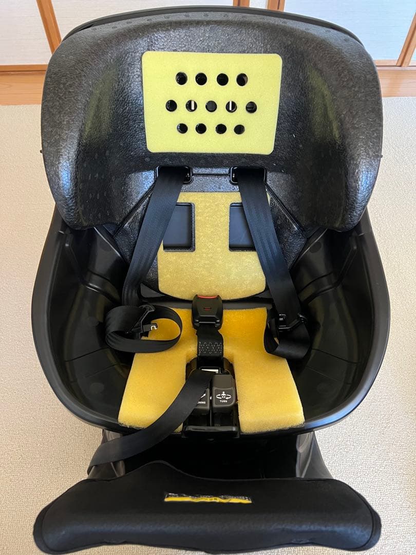 combi クルムーヴ エッグショック ISOFIX チャイルドシート