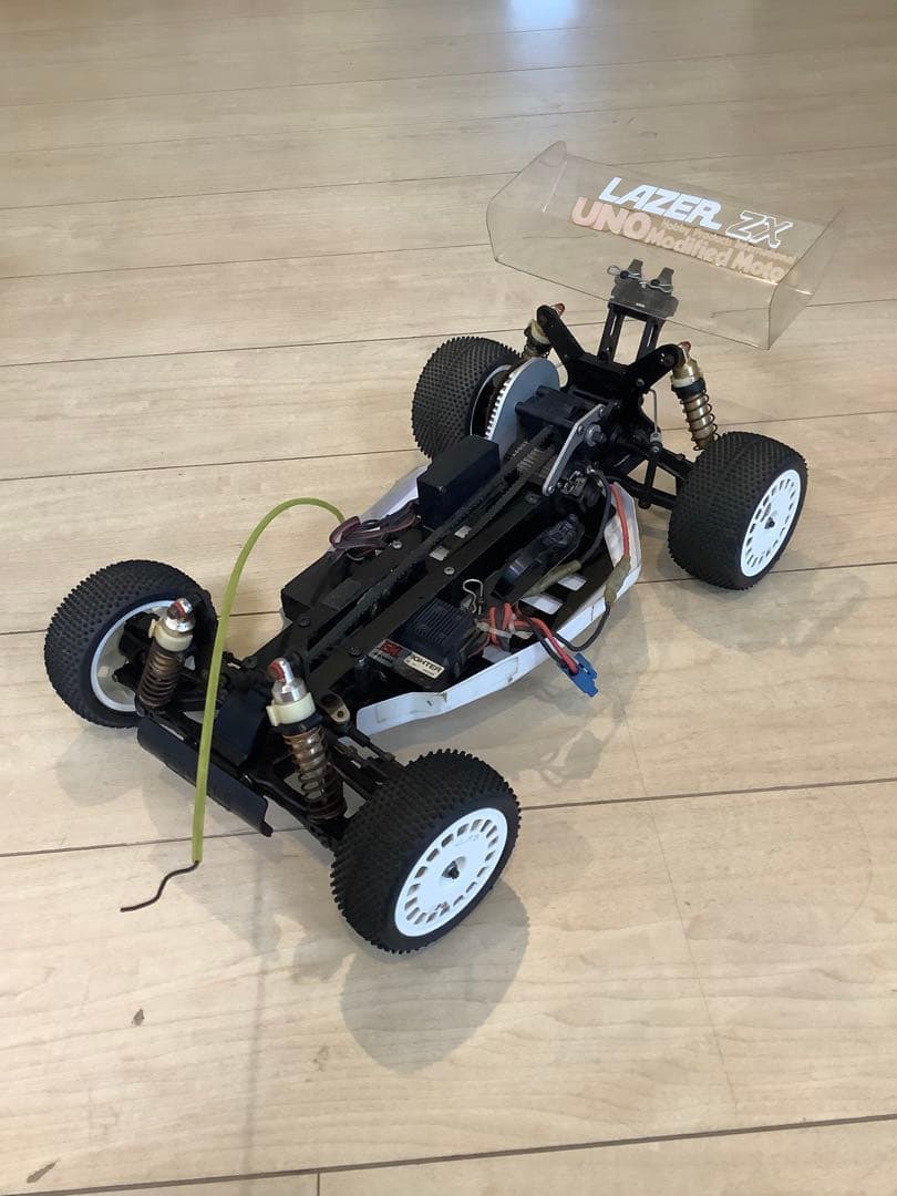 京商　Kyosho ラジコンカー　レーザーZX 初代　カスタム