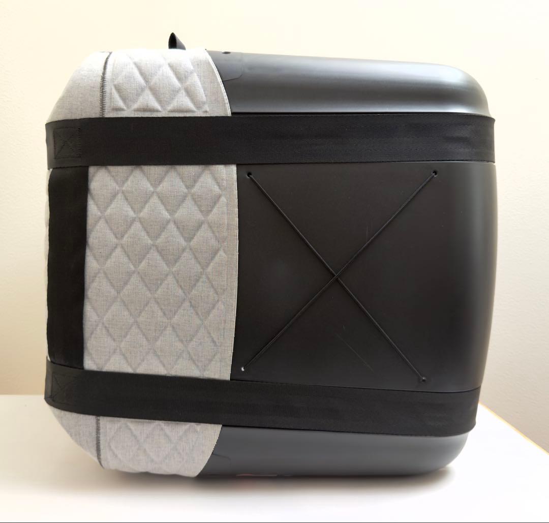 4 pets Caree 犬猫用車載クレートISOFIXコネクター付き