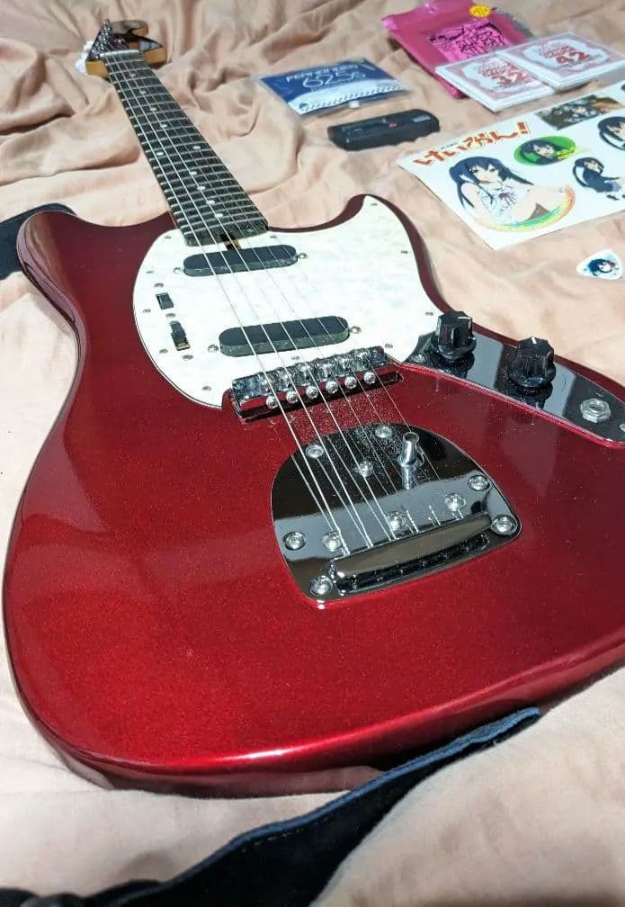 限定版 けいおん！中野梓 モデルギター 中古美品 ソフトケース シール