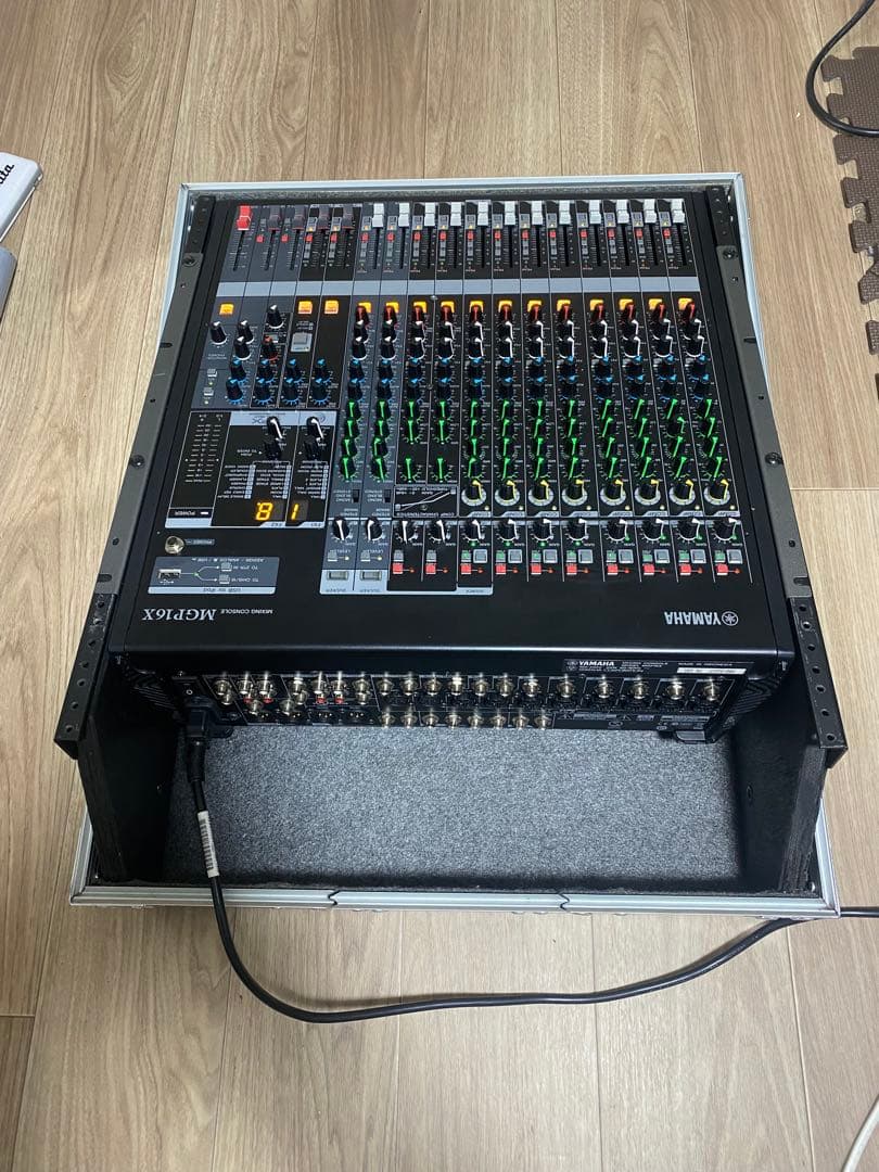 ロードレディー 12U ミキサーケース RRM19R (美品)