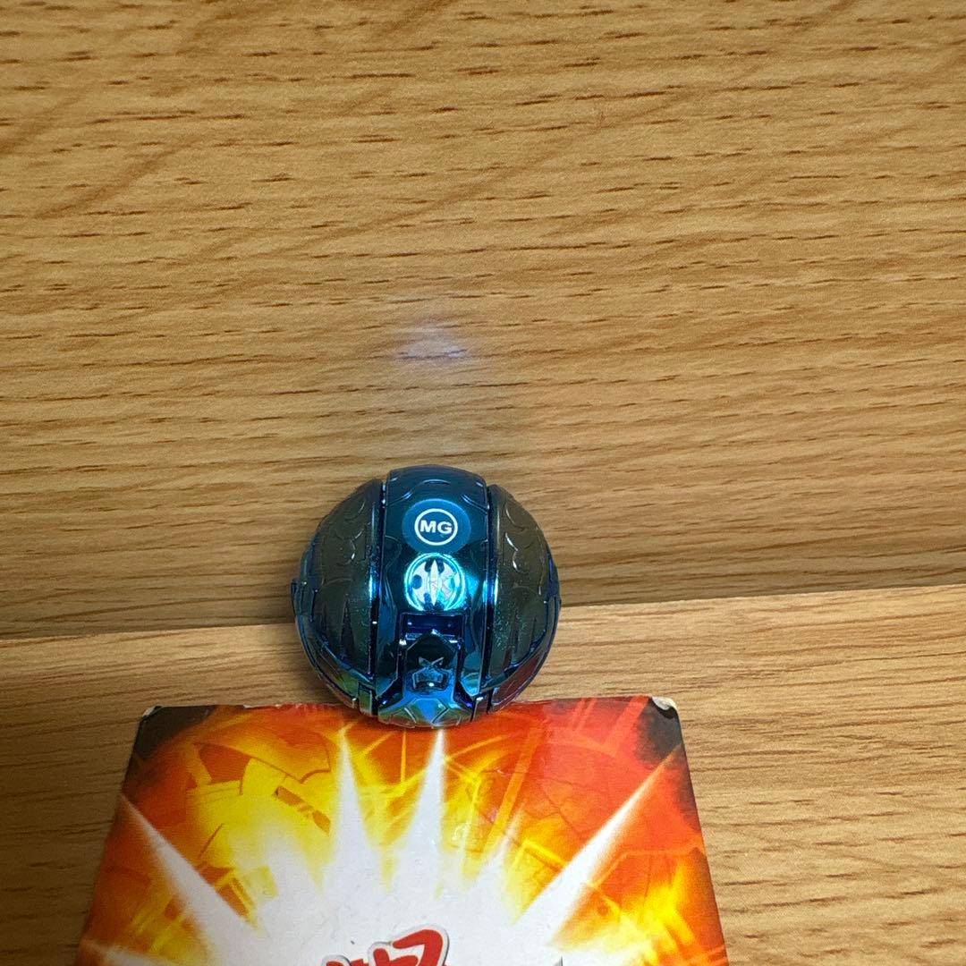 爆丸　聖アクアス　ブルーメタリック　激レア