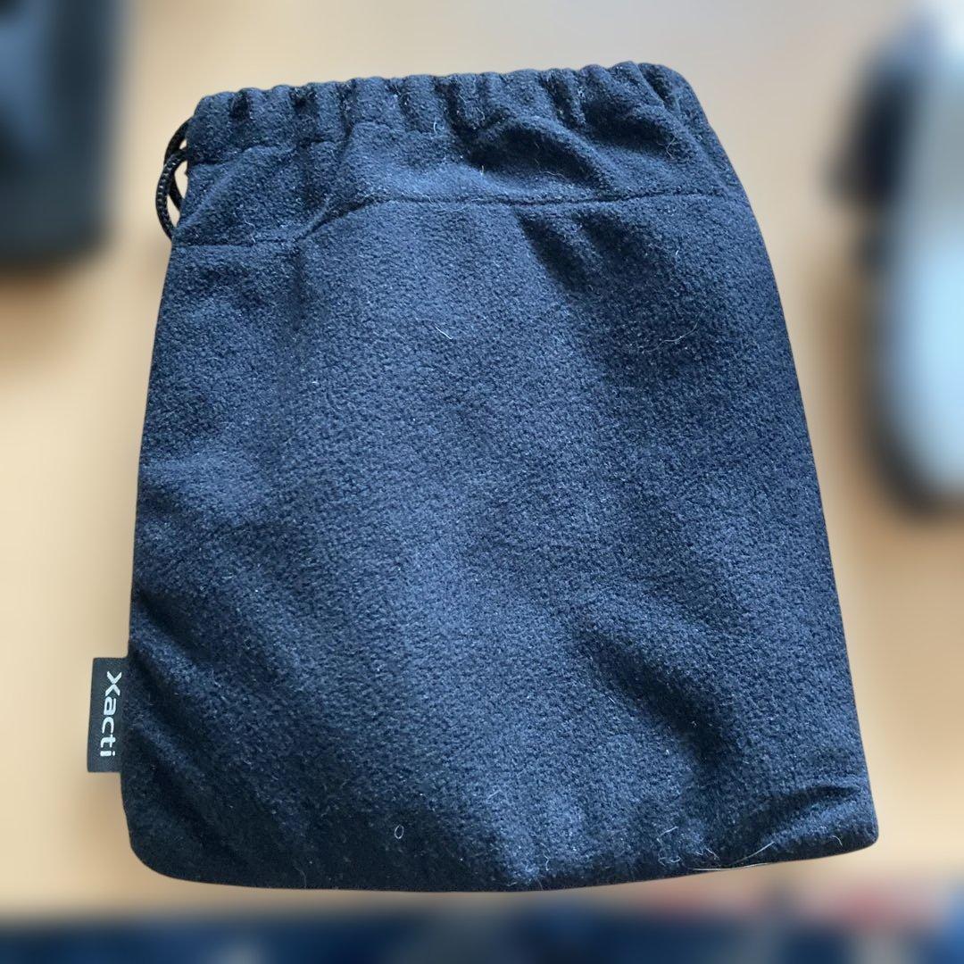 Xacti ビデオカメラ 10倍ズーム 本体　充電器付き