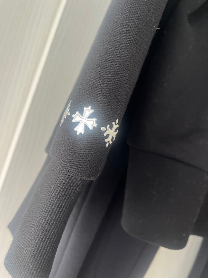 タトラスメンズ・スウェットパーカーのみ★ほぼ未使用