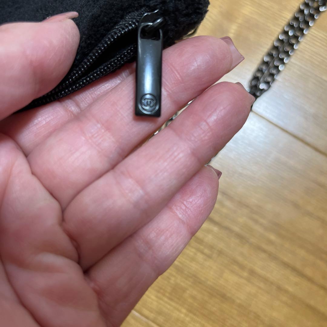 CHANEL 斜めがけノベルティー