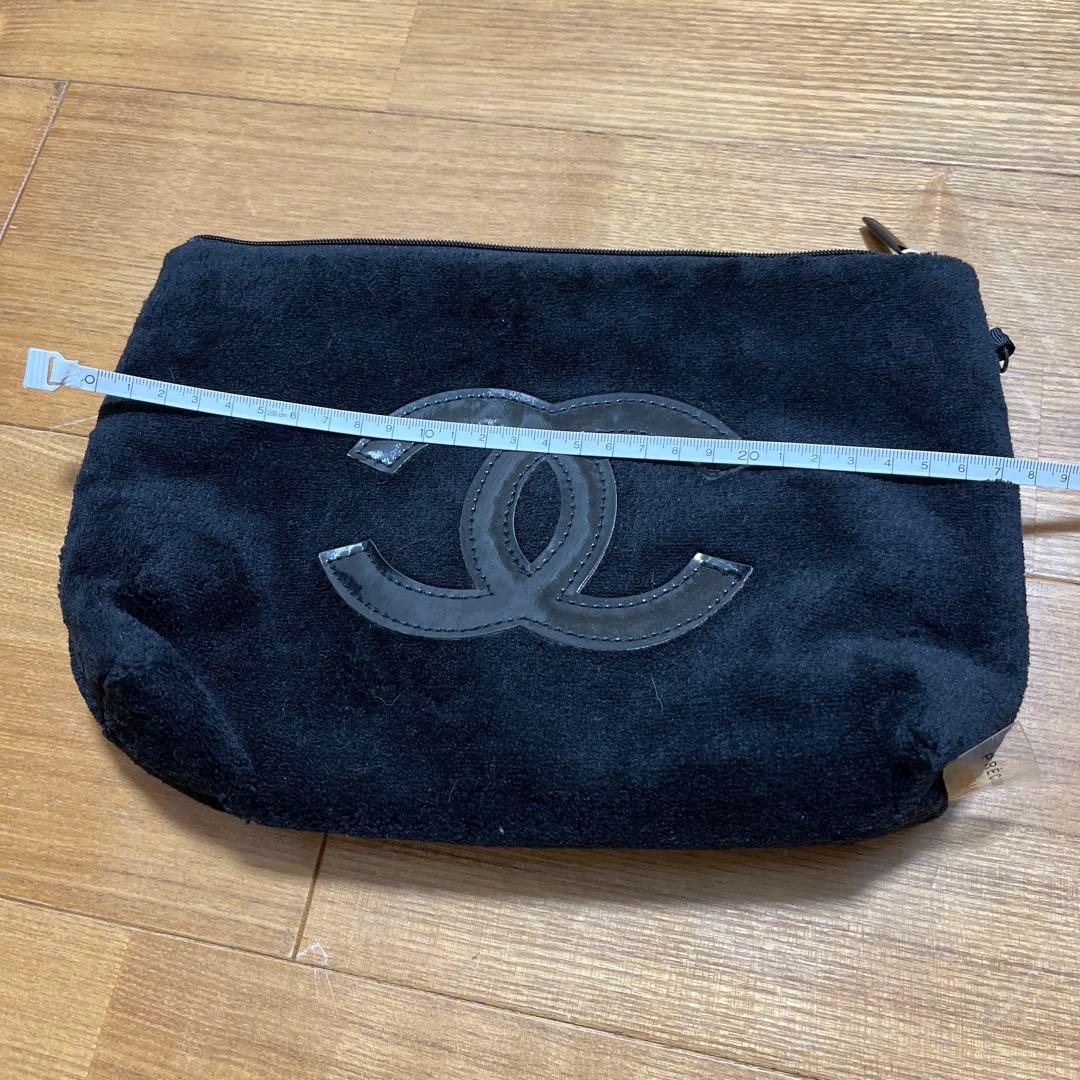 CHANEL 斜めがけノベルティー