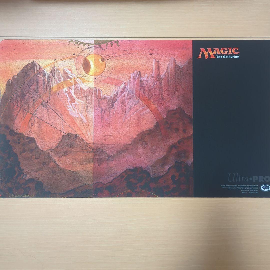 Terese Nielsen Guru Mountain 山 プレイマット Terese Nielsen Guru Mountain 山 プレイマット