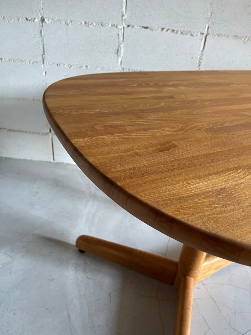 飛騨産業　オールドキツツキマーク　ダイニングテーブル　オーク材無垢　ヴィンテージ