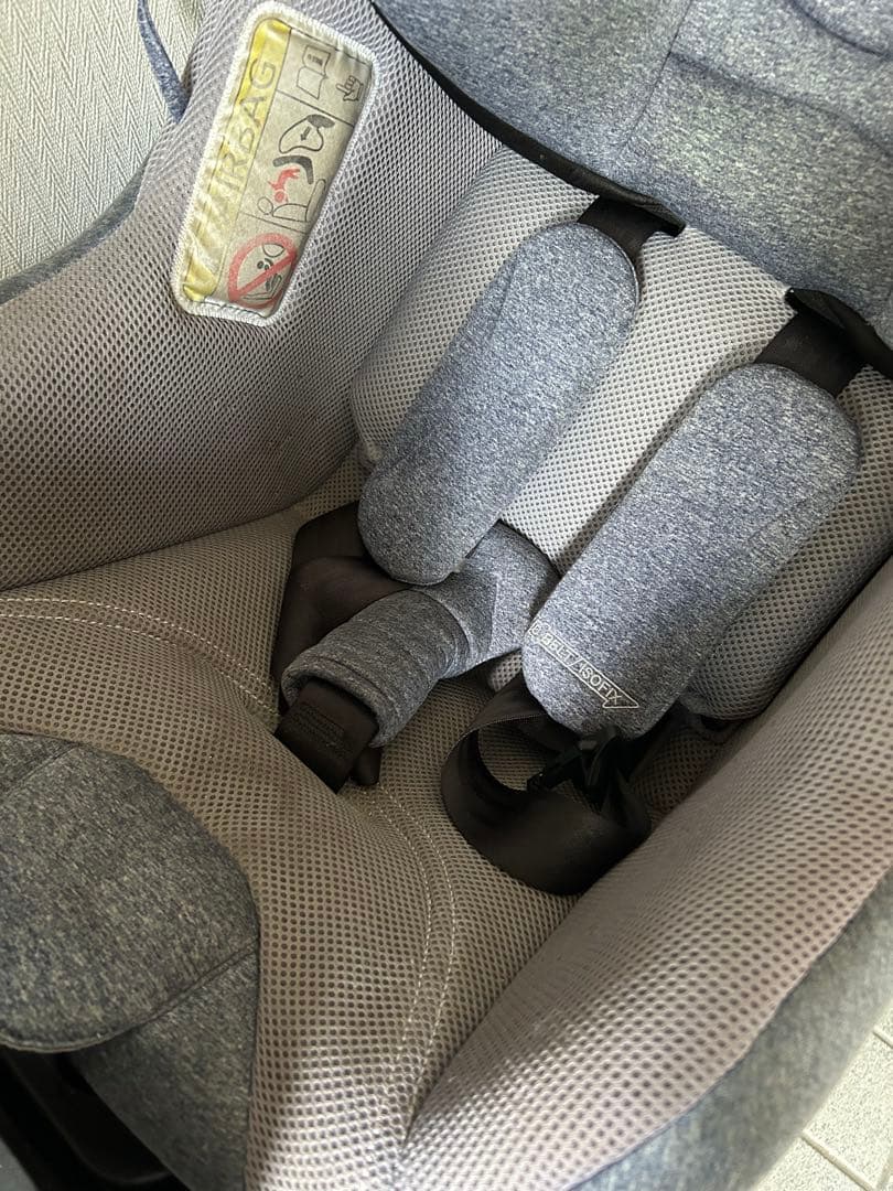 Aprica 車用チャイルドシート クルリラ