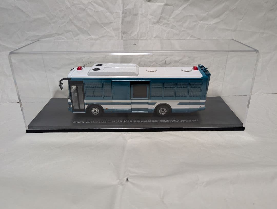 2018 警察本部警備部機動隊大型人員輸送車両 レイズ ヒコセブン