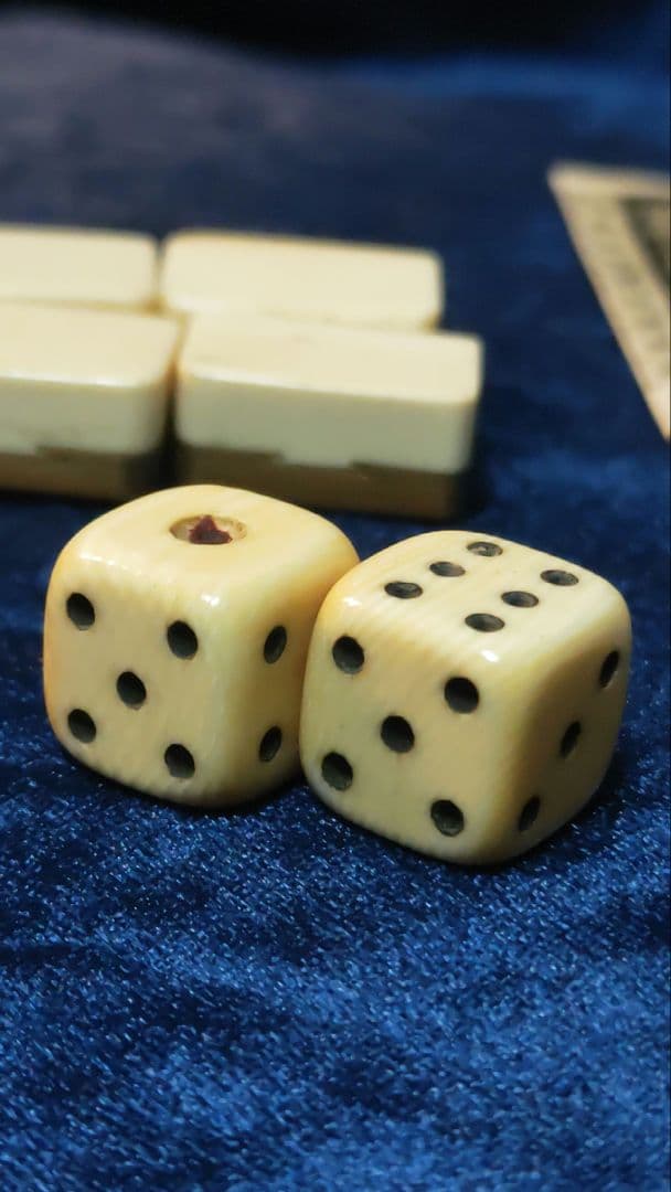 アンティーク 麻雀牌 木箱 レトロ 骨牌 竹牌 マージャン