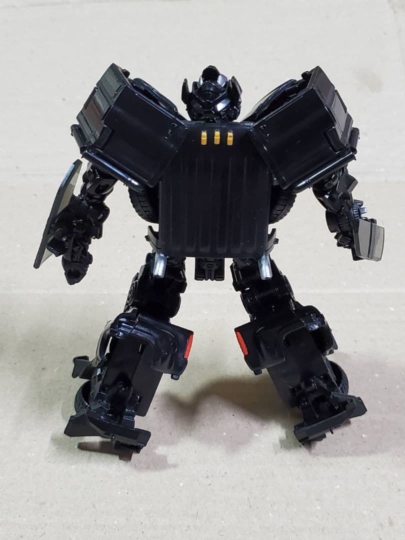 スタジオシリーズ　アイアンハイド　トランスフォーマー