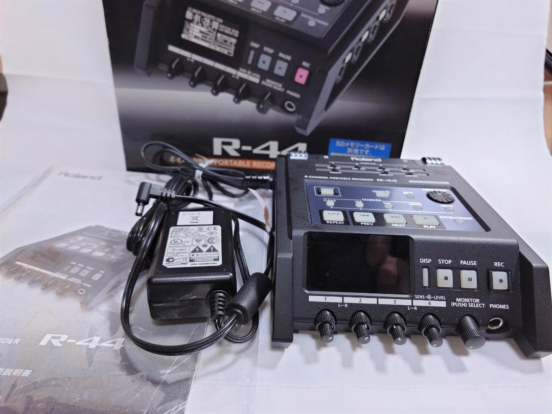 【R-44】Roland/ポータブルレコーダー✨名機【未使用保管品・動作確認済】