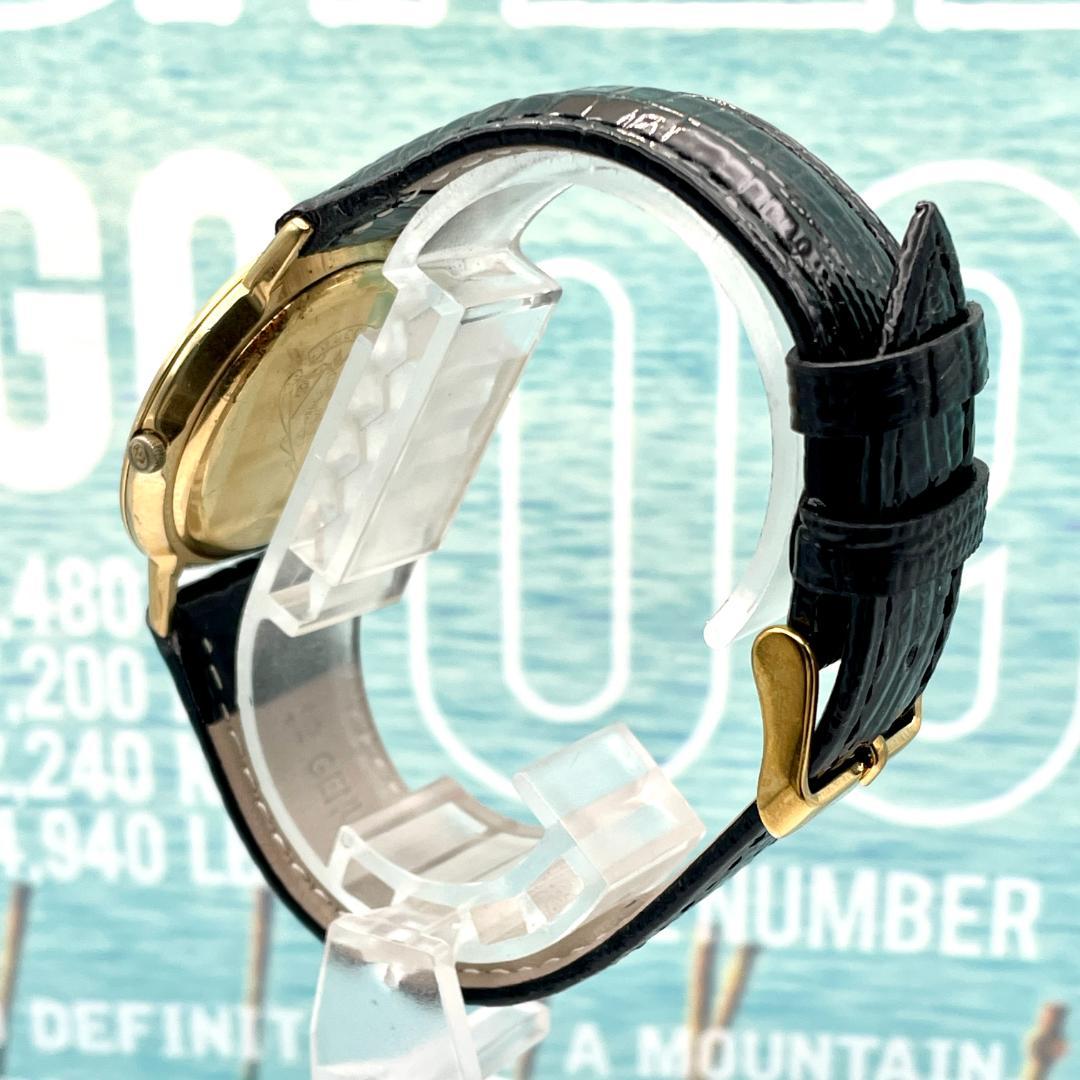 グッチ 3000 メンズ 腕時計 ユニセックス ゴールド ベゼル ラウンド 稼働