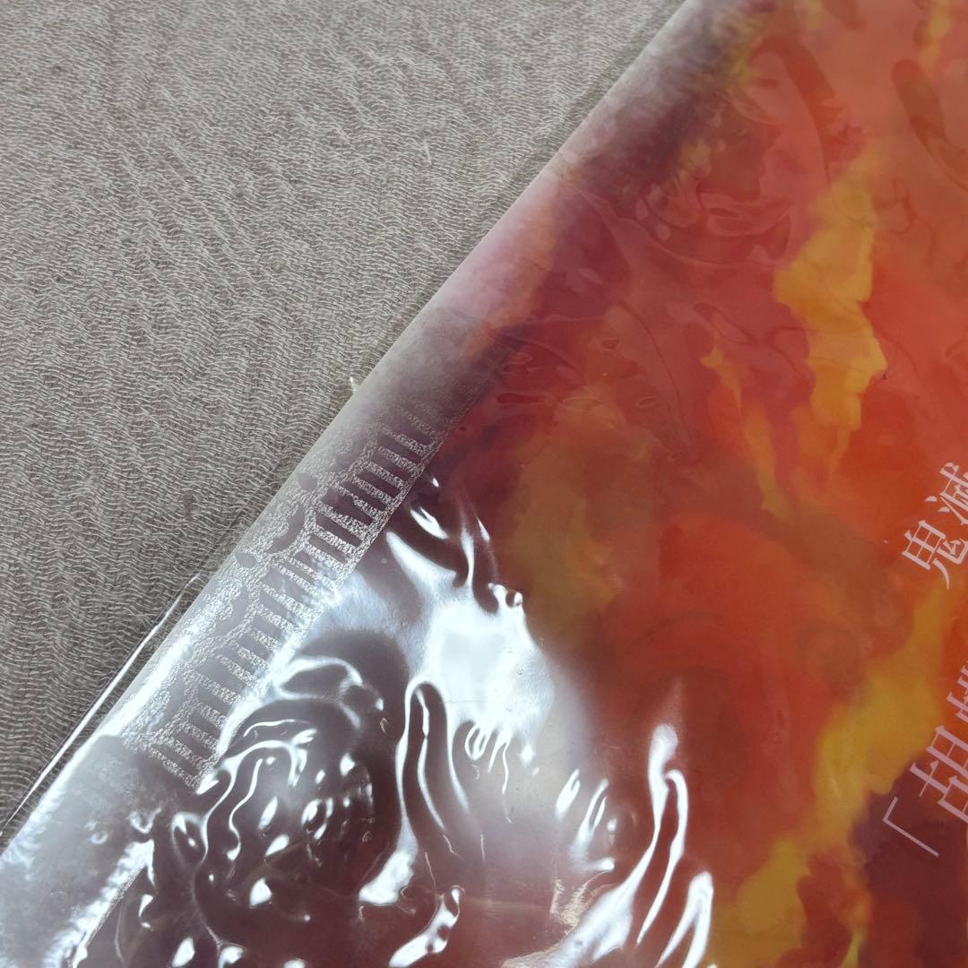 鬼滅の刃　胡蝶三姉妹の夕べ アクスタ&缶バッジ&ファイル 3点セット