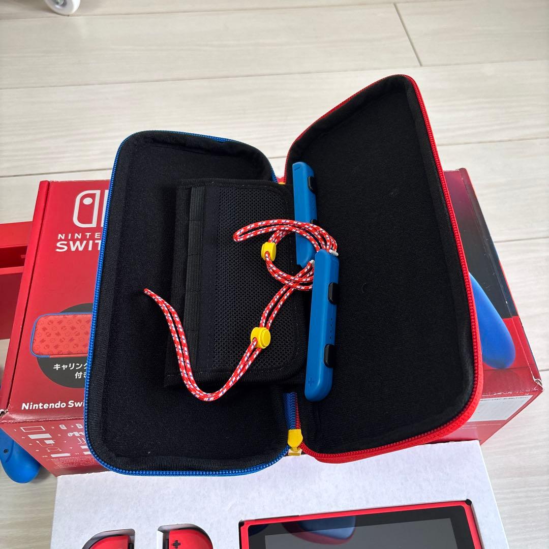 Nintendo Switchマリオレッド×ブルー
