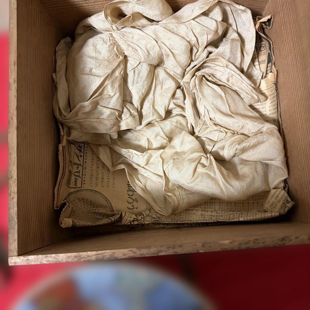 古美術 骨董品 江戸中期 菊割花地紋祥瑞五良大甫 造時代箱(元緑七年