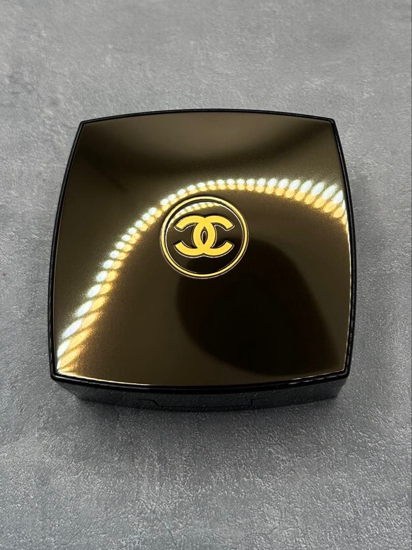 CHANEL サブリマージュ レサンス ドゥ　タン クッション 各17500円