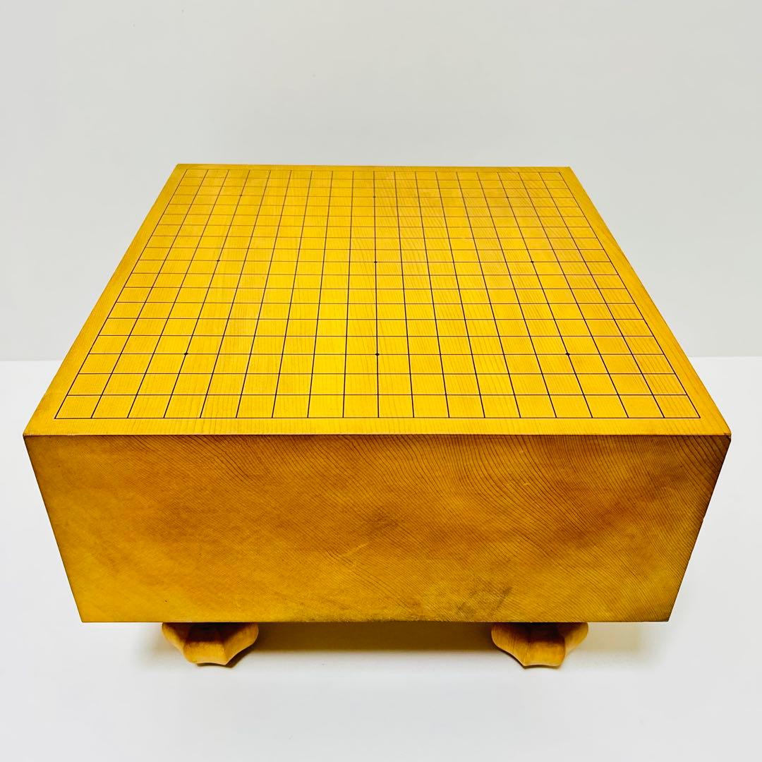 【送料無料】国産 高級 囲碁盤 約6寸 本榧 天地柾目 ヘソ 脚付き