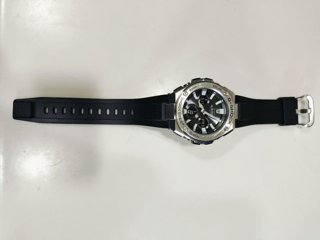 CASIO G-SHOCK GST-W130C -1AJF 　中古