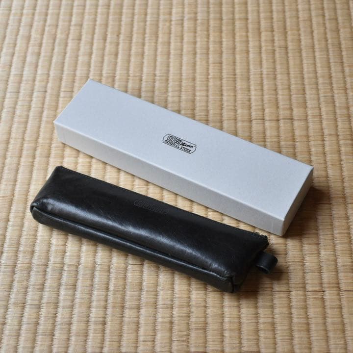 STUSSY Livin' ステューシーリビン レザーペンケース - メルカリ