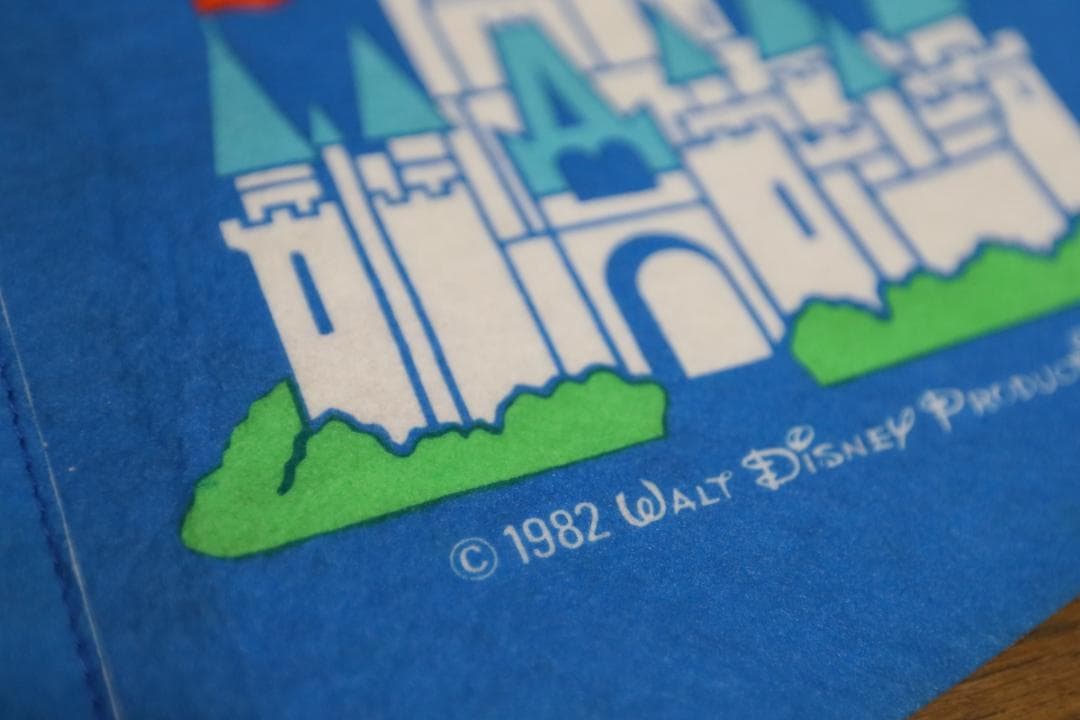 ☆東京ディズニーランド☆ペナント☆オープニング1983☆1982年製☆非売品