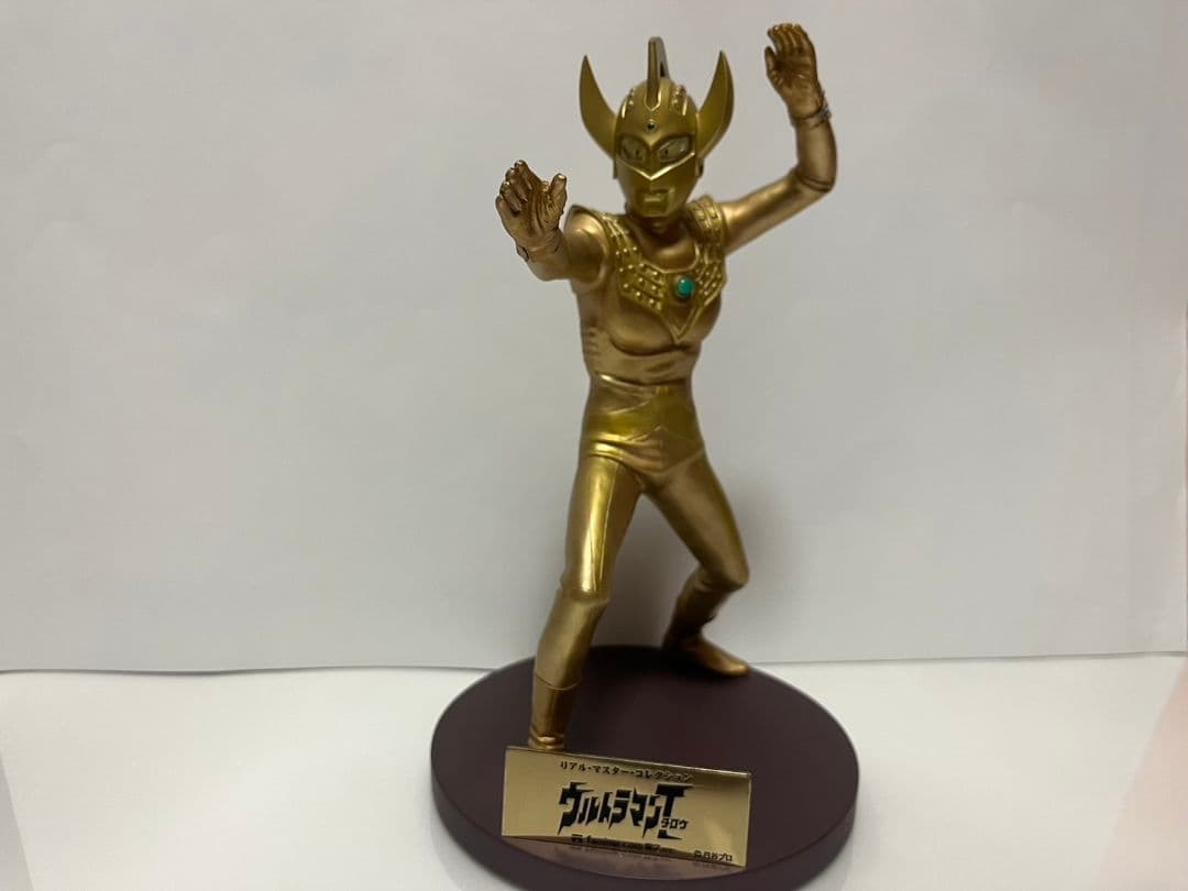 リアルマスターコレクション ウルトラマンタロウ ゴールドイメージVer.