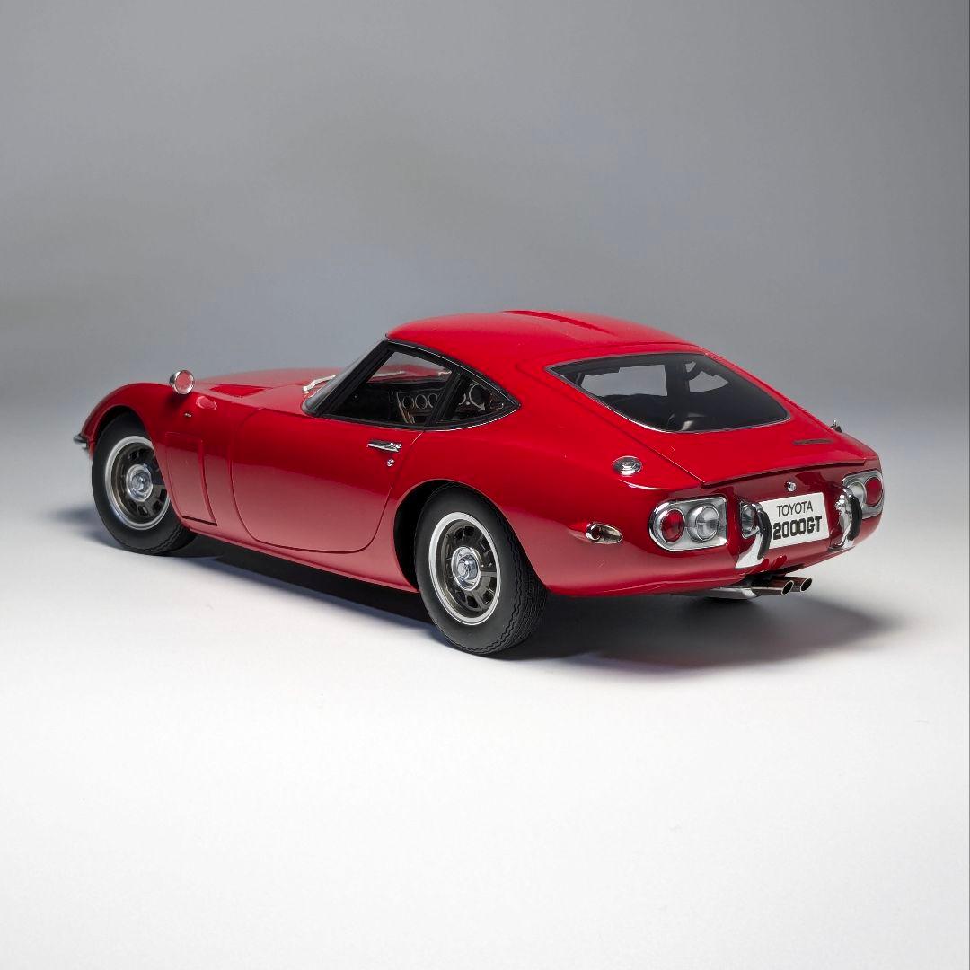オートアート 1/18 トヨタ2000GT レッド