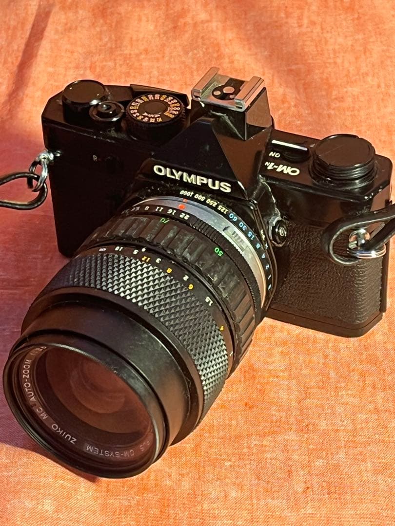 OLYMPUS OM-1 一眼レフカメラ 35-70mmレンズ付き ジャンク 黒