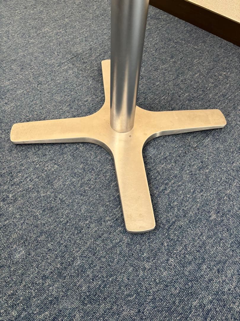 ラウンドテーブル/丸テーブル　直径60cm ミッドセンチュリー/韓国インテリア