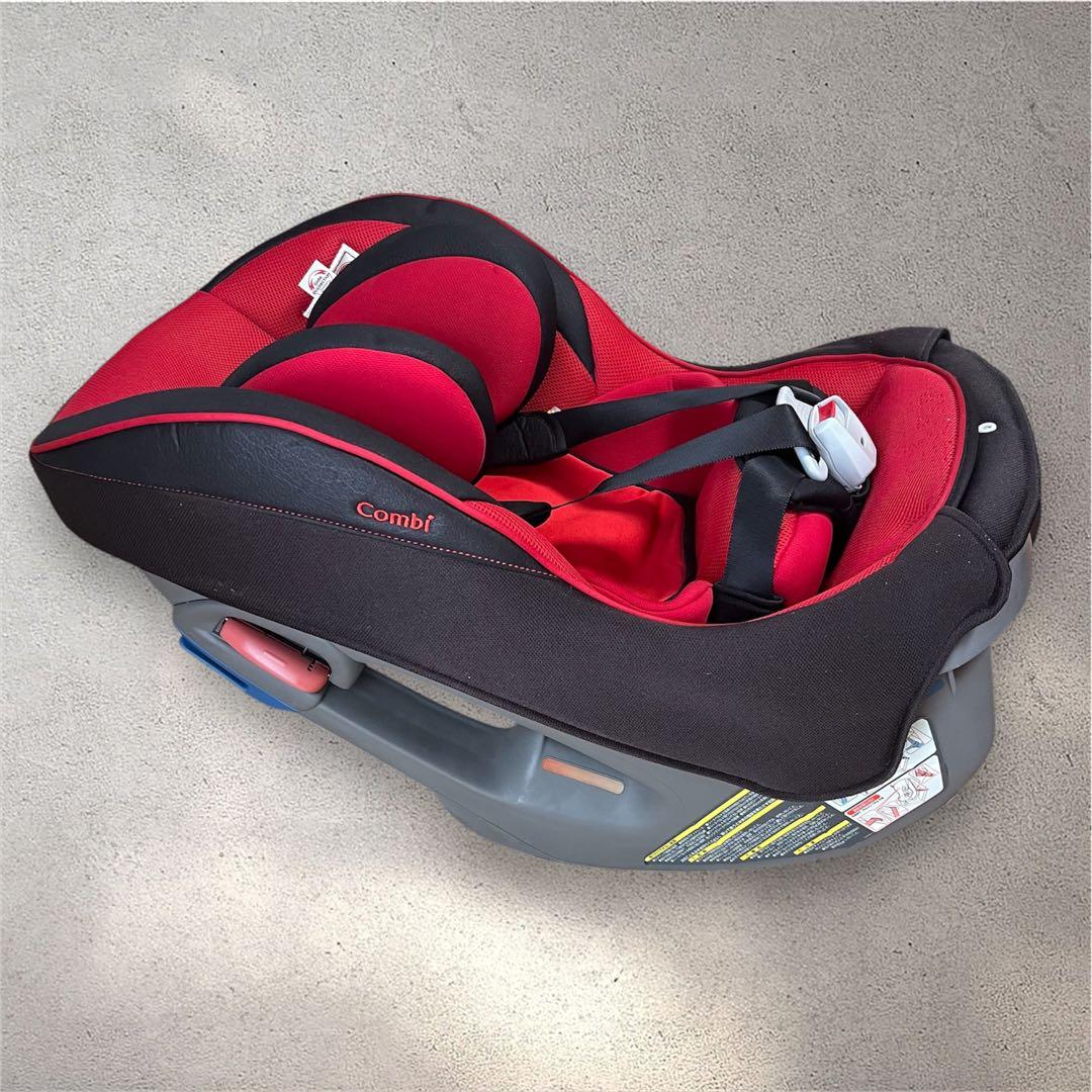 【美品】combi 新生児から4歳頃 チャイルドシート　ミニマグランデEG 赤