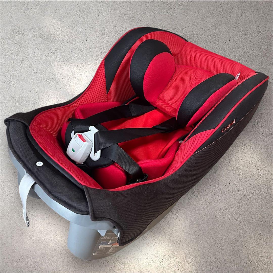【美品】combi 新生児から4歳頃 チャイルドシート　ミニマグランデEG 赤