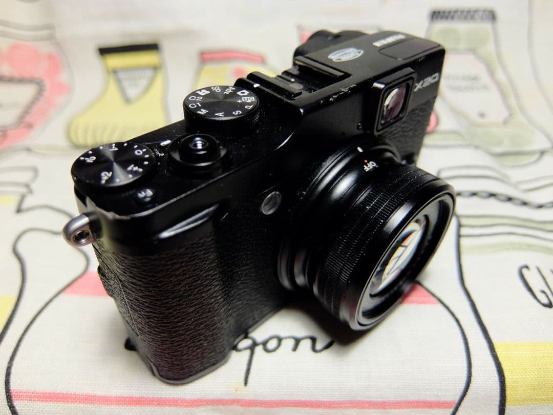 FUJI FILM 富士フイルム X20 BLACK ジャンク FUJIFILM コンパクト
