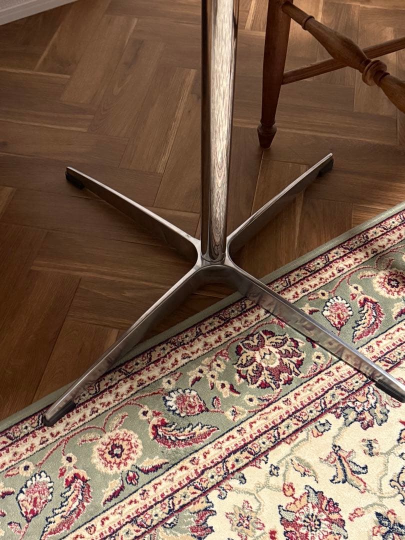 木製円形ダイニングテーブル（80cm）