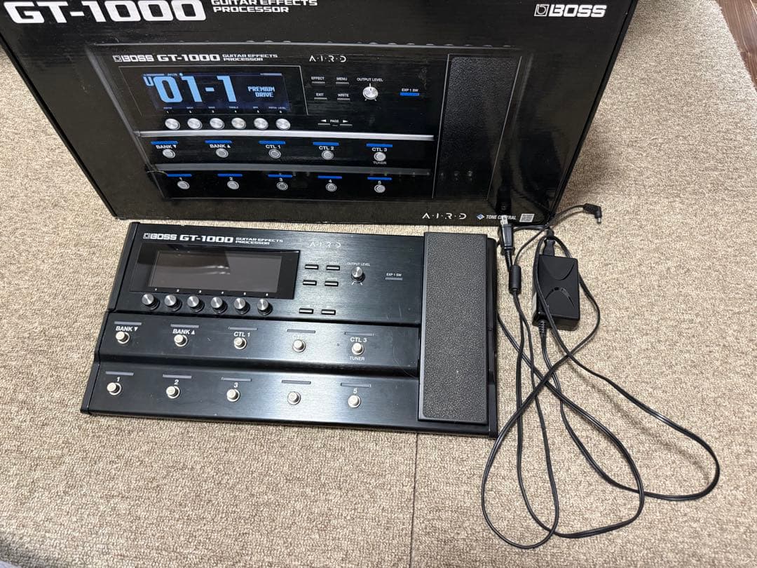 BOSS GT-1000 ギターエフェクター BOSSのギタープロセッサー「GT-1000」徹底レビュー！【エレキギター博士】