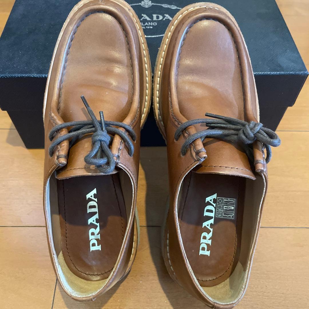 PRADA レザーモカシンシューズ