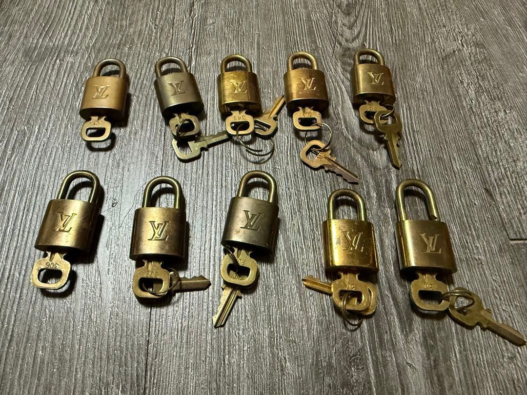 LOUISVUITTON ルイヴィトン パドロック10点セット 南京錠 カデナ ルイ